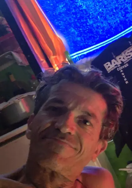 Joxema de Madrid, tengo 45 años, listo para conocer para relación abierta