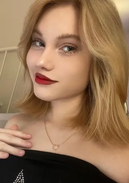 Лиза з Біла Церква, мені 18 років, познайомлюсь на одну ніч