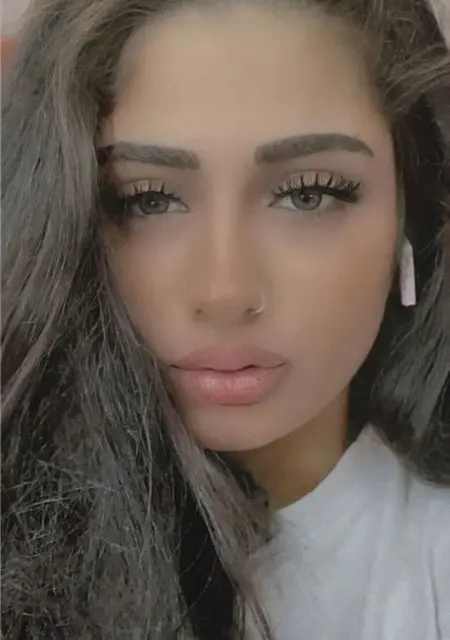 Я Stara, 20, из Берлина, ищу знакомство