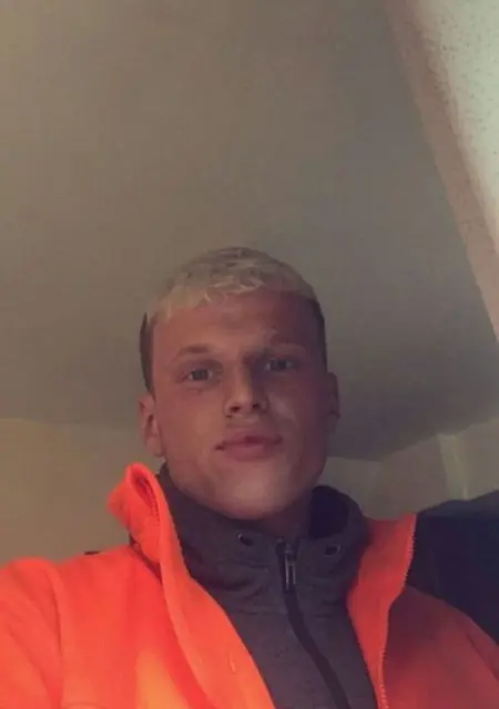 Connor из Лондона, мне 24, познакомлюсь