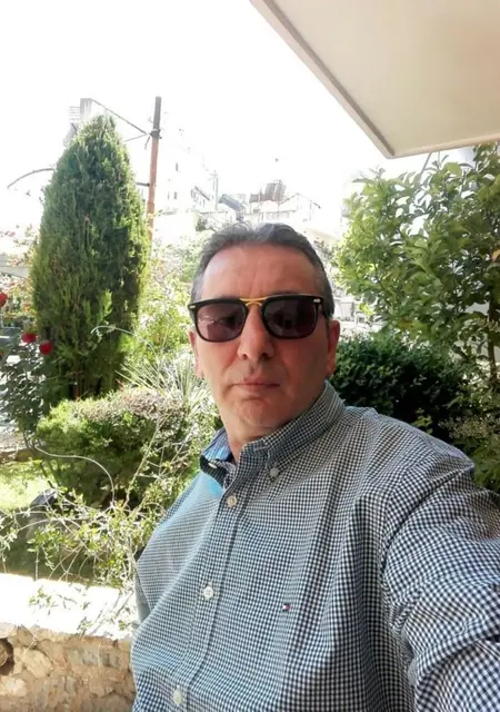 Mason из Афин, ищу на сайте совместные путешествия