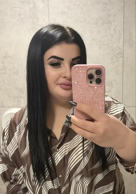 Василина из Киева, ищу на сайте приятное времяпровождение