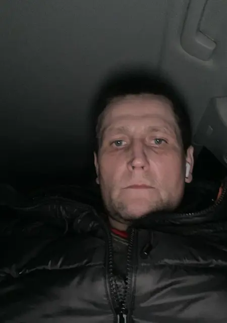 Я Игорь, 42, из Вышгорода, ищу знакомство для постоянных отношений