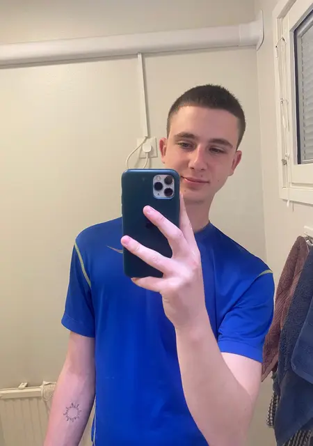 Я Ярослав, 19, знакомлюсь для вирта в Хельсинки