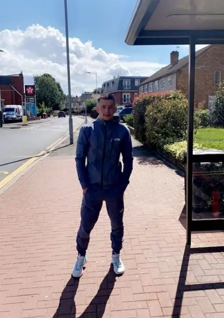 Blero из Лондона, мне 18, познакомлюсь