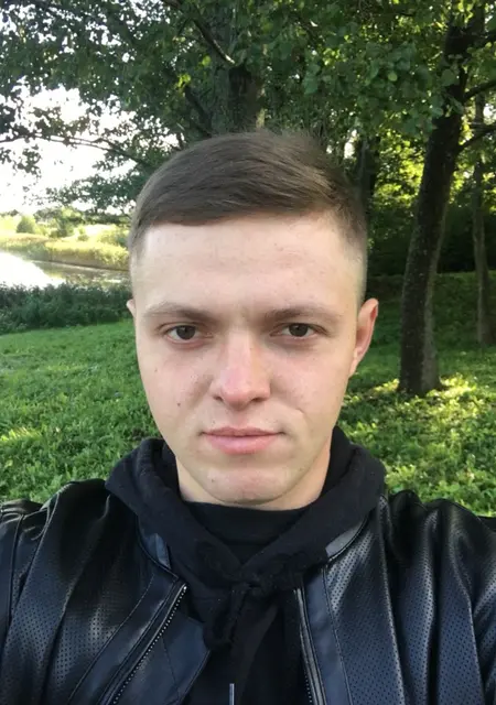 Я Павел, 28 років, знайомлюсь для приємного проведення часу у Мирнограде