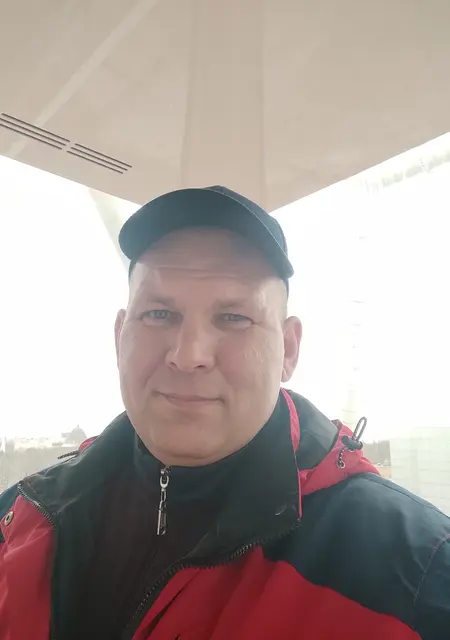 Тим из Барановичей, ищу на сайте знакомства без обязательств