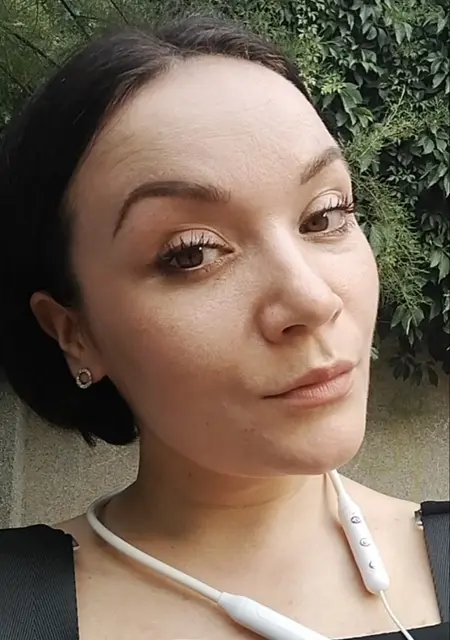 Ольга з Кривого Рогу, шукаю на сайті приємне проведення часу