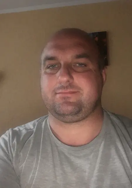 Александр з Кременчука, шукаю на сайті знайомства без зобов'язань