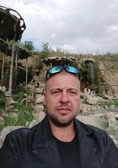 Я Юрій, 41, из Кропивницкого, ищу знакомства без обязательств