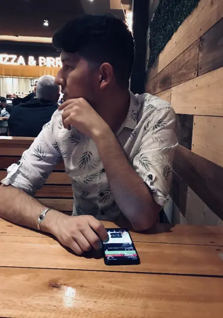 Fede из Росарио, мне 23, познакомлюсь для приятного времяпровождения