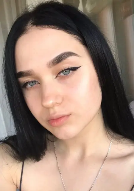 Lena из Витебска, ищу на сайте общение