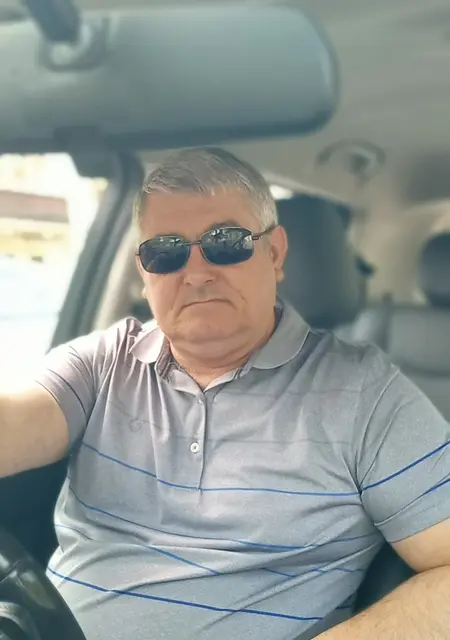 Александр з Харкова, шукаю на сайті знайомства на одну ніч