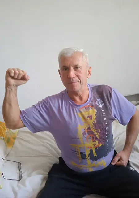 Я Эдуард, 52 років з Києва, шукаю знайомство для приємного проведення часу