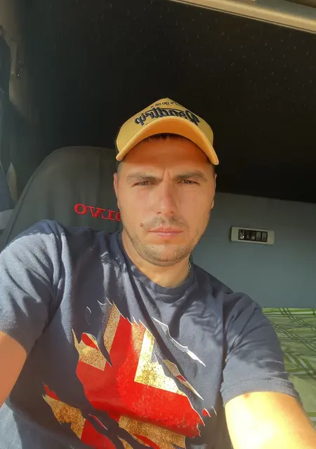 Я Artem, 35 років, знайомлюсь для приємного проведення часу у Луцьку