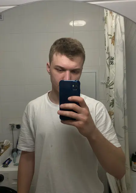 Александр из Франкфурта-на-майне, ищу на сайте знакомства на одну ночь