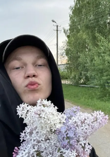 Я Рома, 19, знакомлюсь для постоянных отношений в Берлине