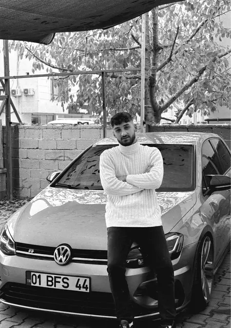 Arda из Батмана, мне 19, познакомлюсь на одну ночь