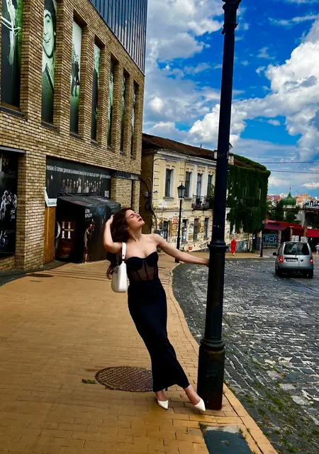 Я Софія, 21, из Киева, ищу знакомство для приятного времяпровождения