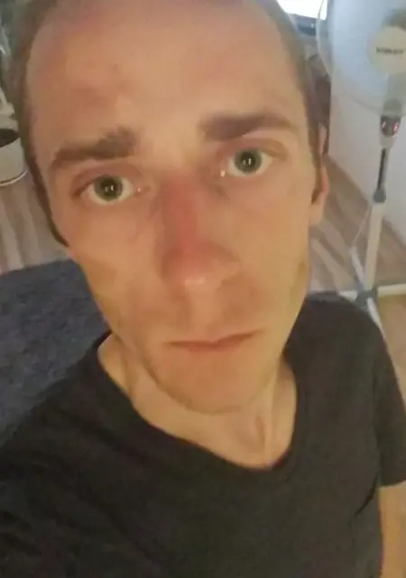 Я Артем, 29, из Витебска, ищу знакомства без обязательств