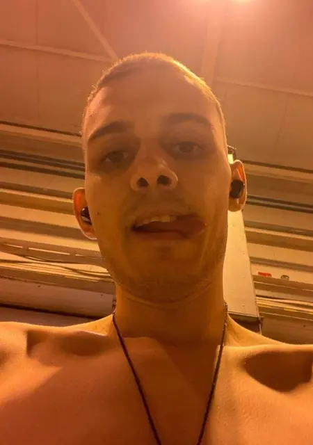 Я Илья, 23, знакомлюсь для общения в Любляне