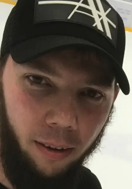 Oleg из Павлодара, ищу на сайте постоянные отношения