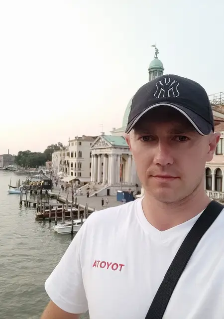 Я Ігор, 33, знакомлюсь без обязательств в Брно