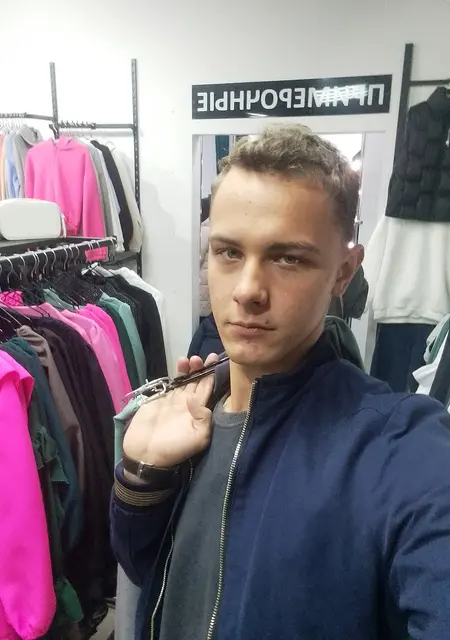 Я Влад, 20, знакомлюсь без обязательств в Мозыре
