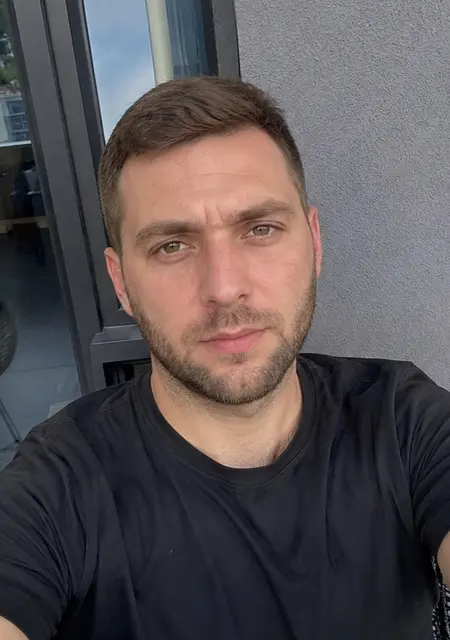 Ivan из Умани, ищу на сайте общение