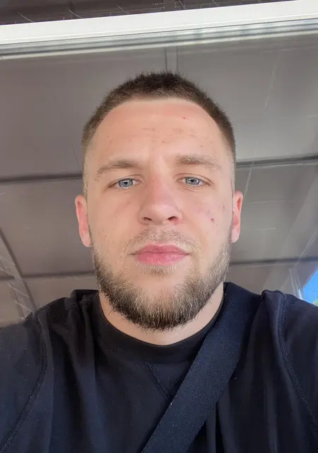 Я Regbistone, 27, знакомлюсь для совместных путешествий в Кривом Роге