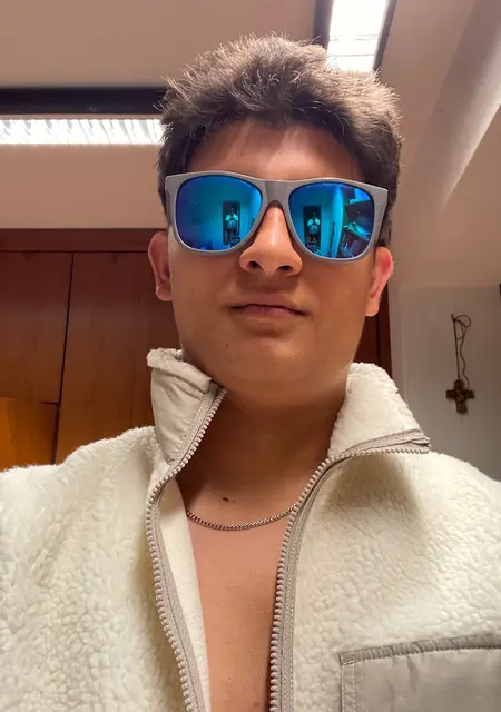 Emin из Мюнхена, ищу на сайте знакомства на одну ночь