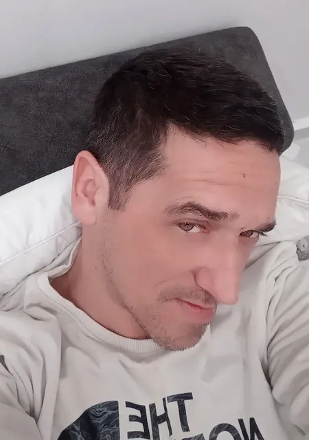 Я Vlad, 40, из Холон, ищу знакомство для вирта