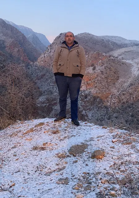 Hovo из Еревана, ищу на сайте знакомства на одну ночь