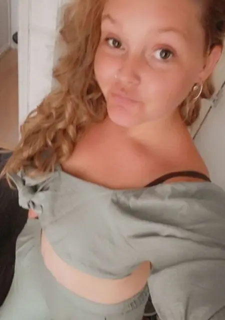 I'm Stacey, 31 from London, seeking connections