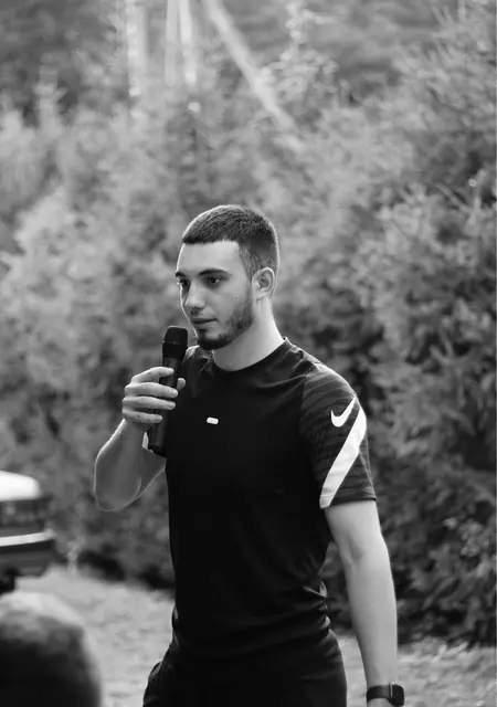 Сергій з Мукачево, мені 21 років, познайомлюсь для дружбы