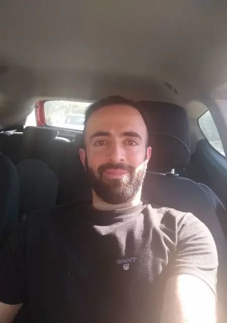 Maurice Rayford из Афин, мне 33, познакомлюсь на одну ночь