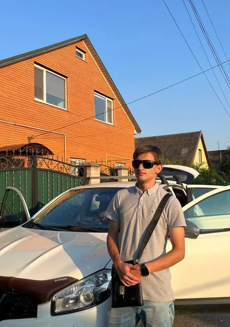 Назар из Кривого Рога, мне 20, познакомлюсь без обязательств