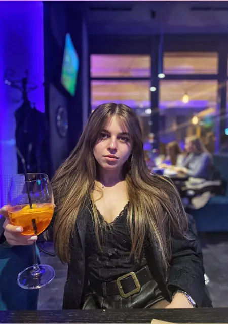 Ольга из Львова, ищу на сайте приятное времяпровождение