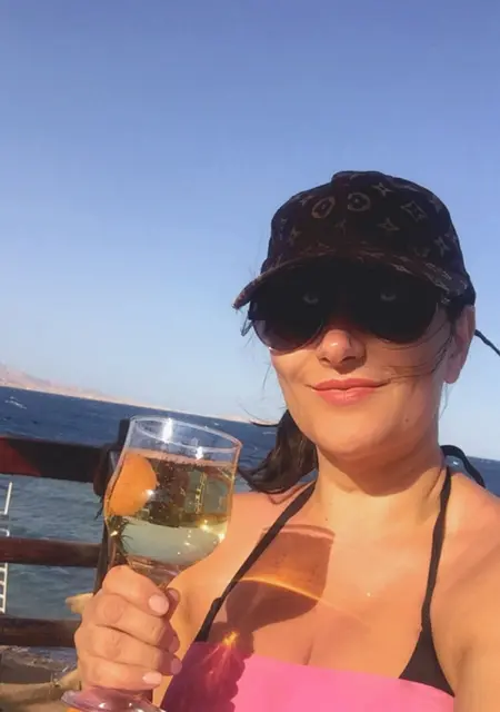 Я Наталья, 39, знакомлюсь для приятного времяпровождения в Харькове