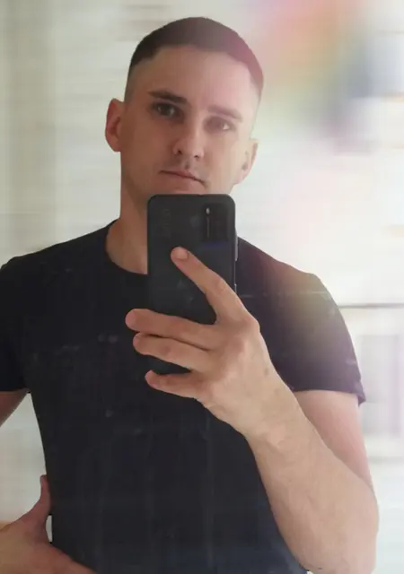 Я Олександр, 28 років, знайомлюсь для спілкування у Фастів