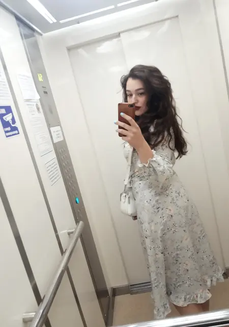 Я Yuliya, 23 років з Бровари, шукаю знайомства без зобов'язань