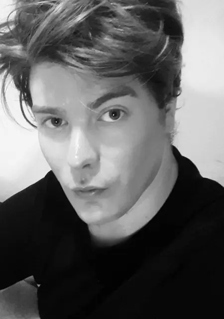 Stuart из Лондона, мне 29, познакомлюсь