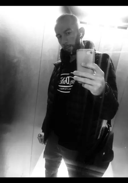 Nicolas из Парижа, мне 39, познакомлюсь