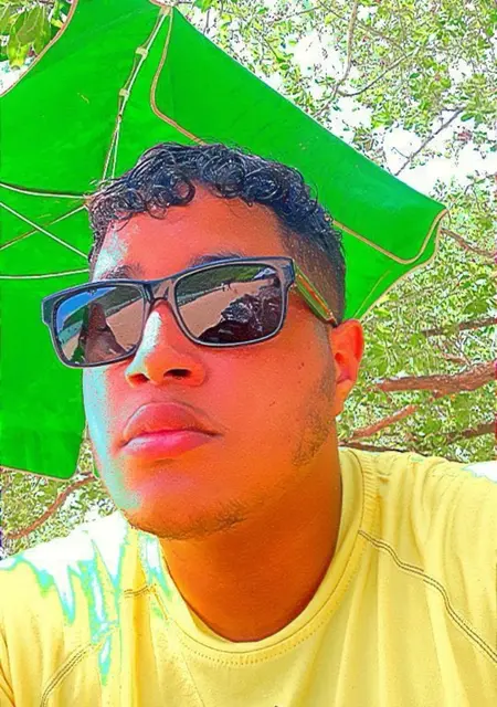 Я Marcus, 20, из Сан-Франсиско-де-Макорис, ищу знакомства без обязательств