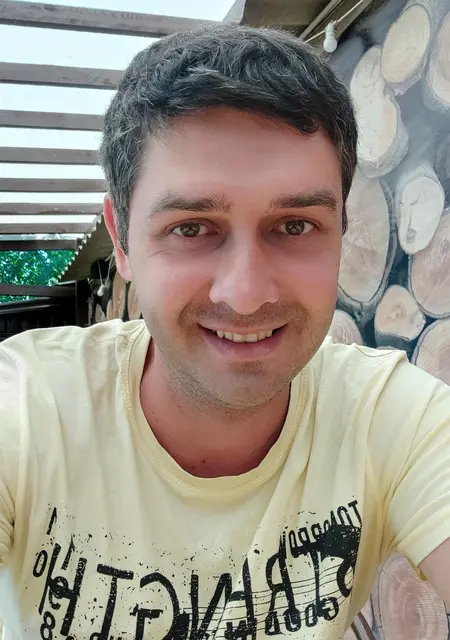 Виталий из Кривого Рога, ищу на сайте приятное времяпровождение