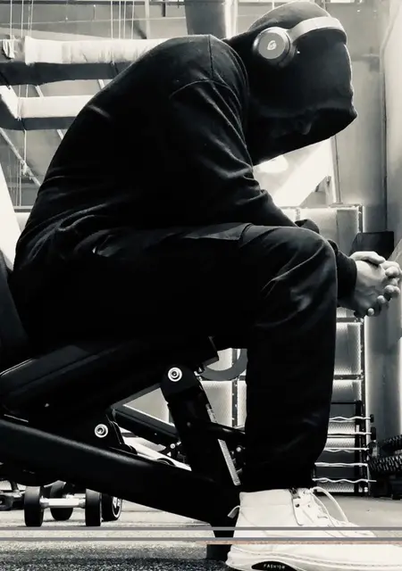 Amir из Павлодара, ищу на сайте знакомства на одну ночь