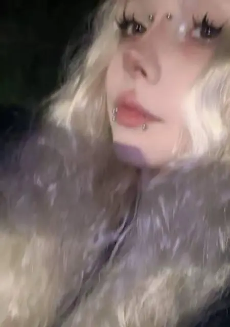 Я Женя, 20, из Амстердама, ищу знакомство для общения