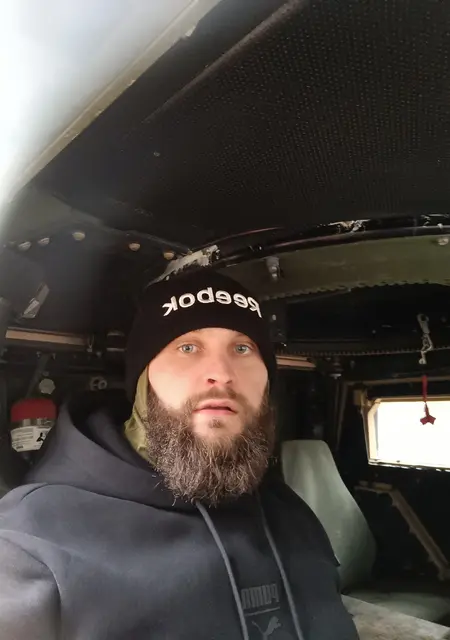 Artem из Луцка, ищу на сайте знакомства на одну ночь