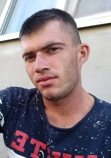 Я Влад, 27, знакомлюсь для вирта в Каменском