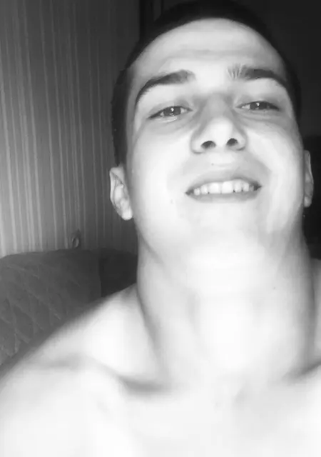 Я Борис, 25, знакомлюсь для приятного времяпровождения в Токмаке